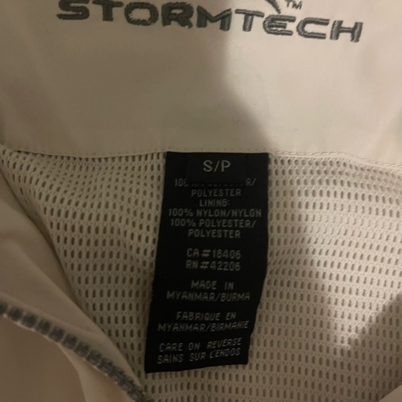 Stormtech quarter zip windbreaker - Picture 3 of 3